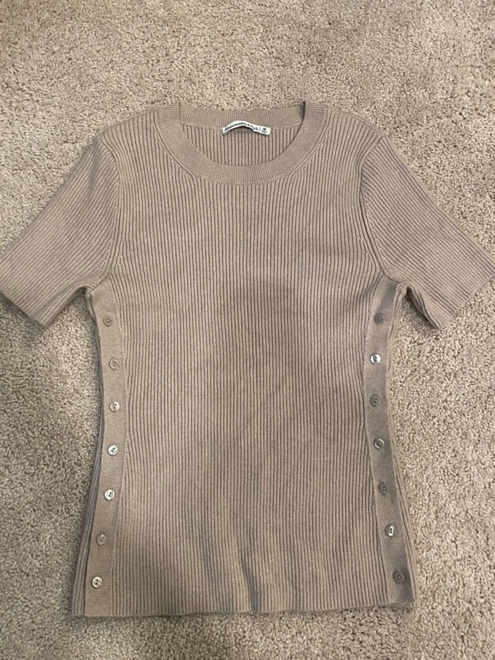A&F Ribbed, Short Sleeve, Button-Side Sweater - Picture 1 of 4